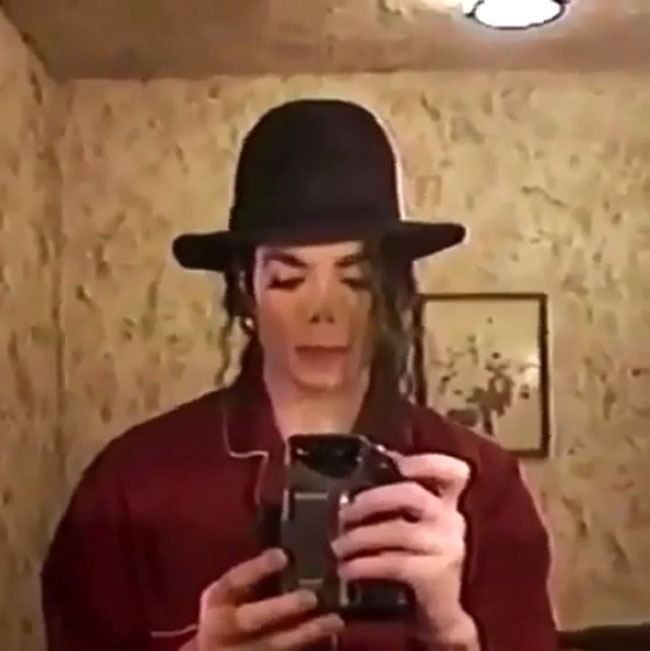 michael jackson selfie