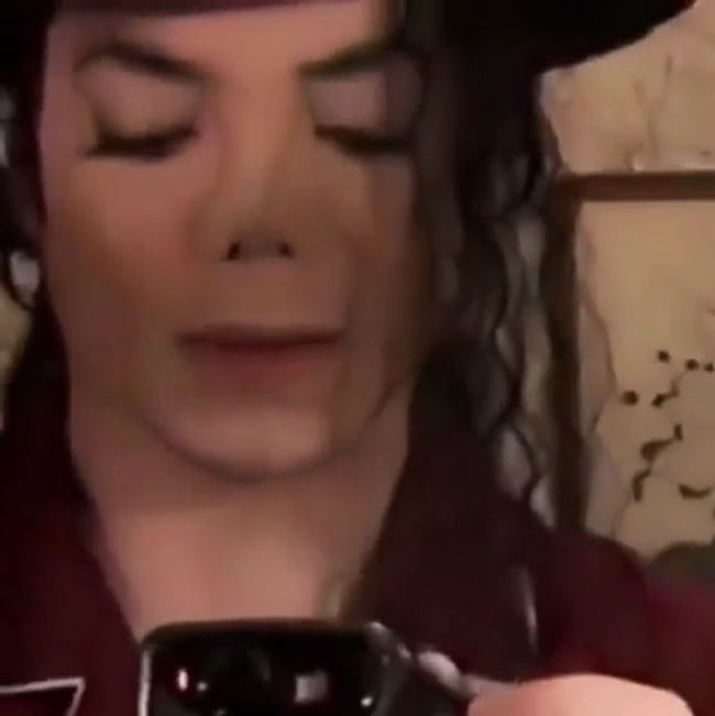 michael jackson selfie