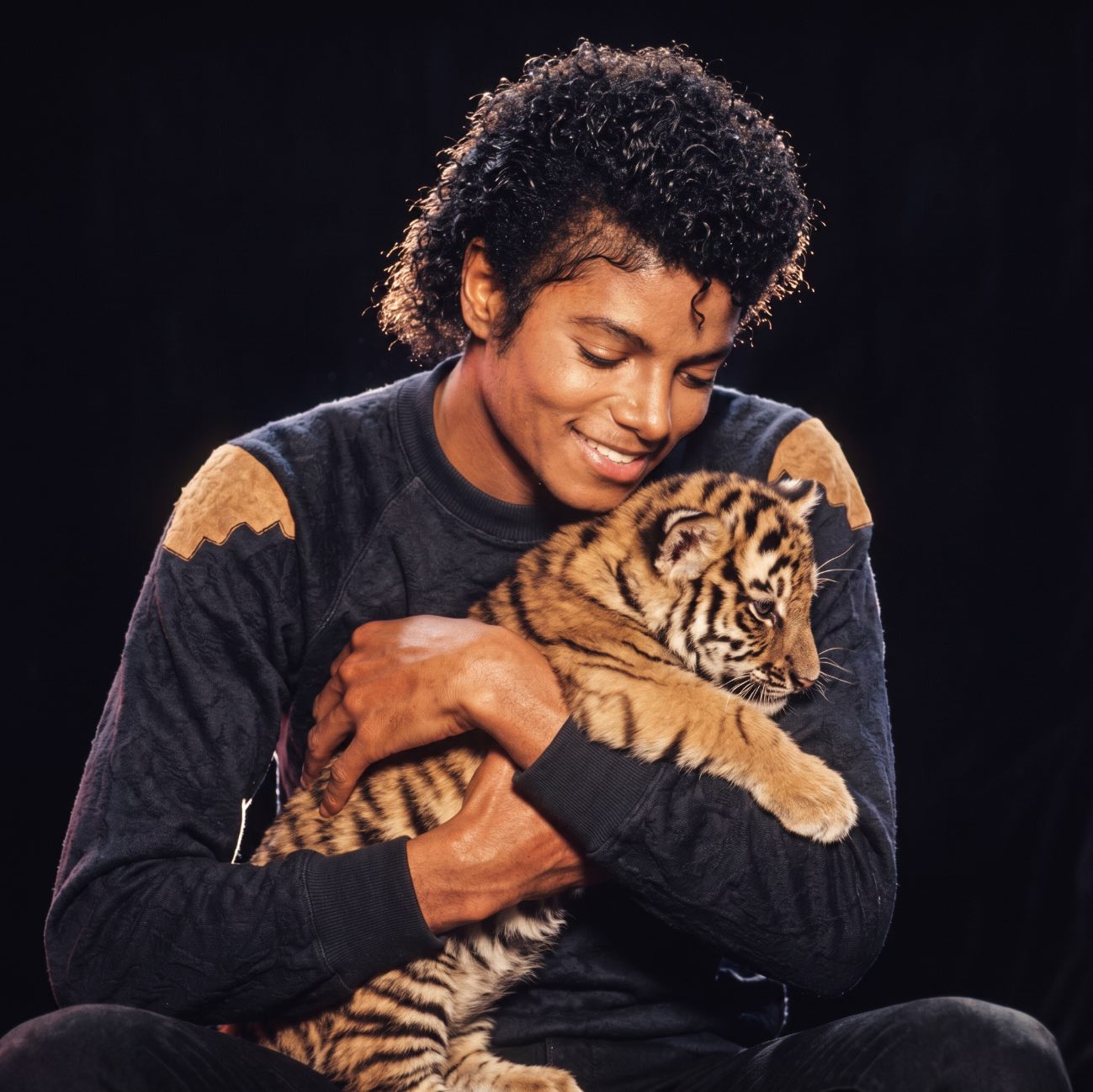 Thriller Returns to No. 1